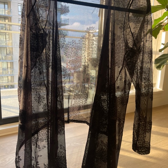 Cardigan - Picture 3 of 3